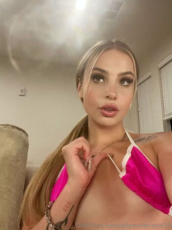 Teenage secret / allymcfarland18 / thatgirlllfr nude photo #29