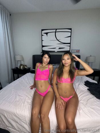 Teenage secret / allymcfarland18 / thatgirlllfr nude photo #42