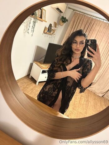 Allysso / allysson69 nude photo #25