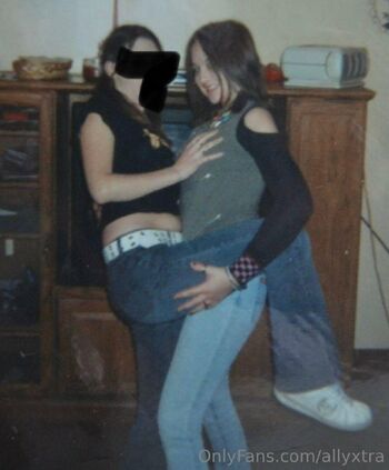 Atalanta / allyxtra / allyxtras nude photo #38