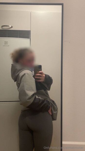 Alm / almaknullar nude photo #16