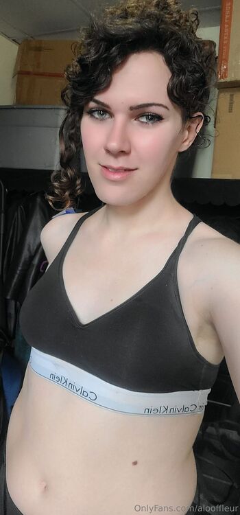 Alice / alooffleur nude photo #1