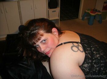A.lot.of.az / alotofazz / lady.alotofazz / alotofazz1 / lusciouslisa5575 nude photo #4