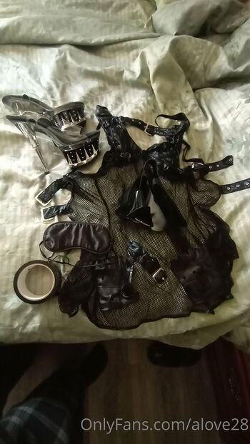 ALove2 / alove28 nude photo #9