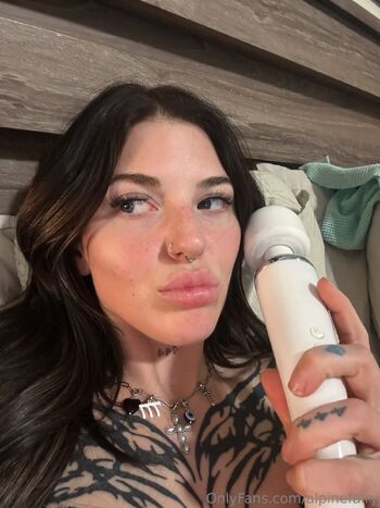 Madiso / alpinefairy nude photo #8