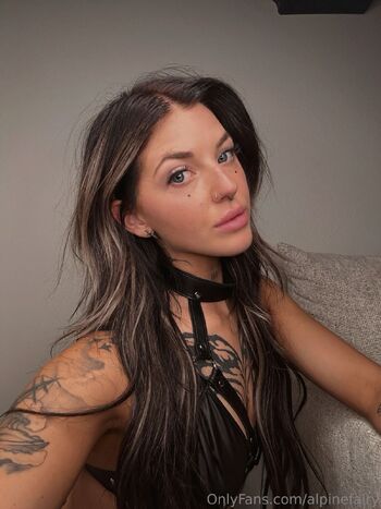 Madiso / alpinefairy nude photo #9