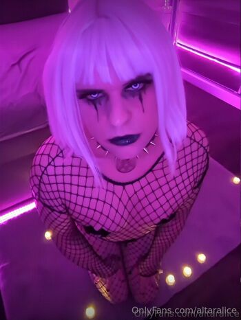ALTARofALIC / altaralice nude photo #3