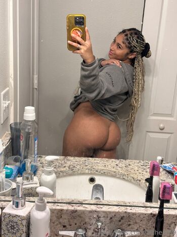 Althea Jones No PP / altheaj69 nude photo #9