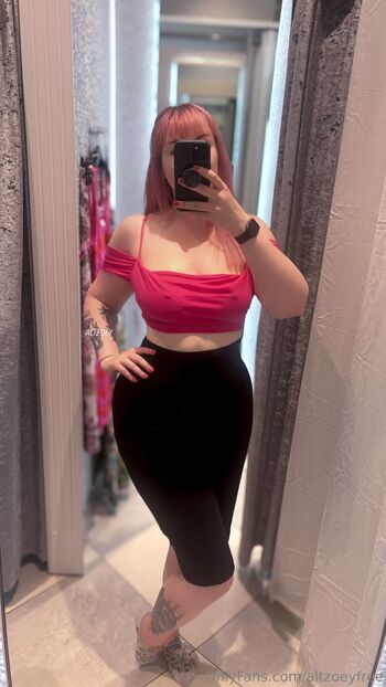 Zoey FREE / altzoeyfree nude photo #15