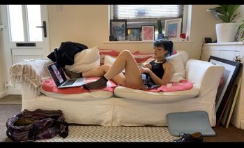 𝔞𝔩𝔳𝔦 / alvieonline nude photo #36