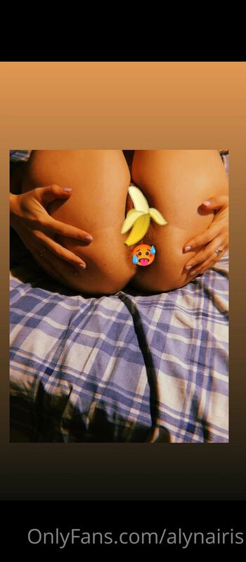 A L Y N A / alynairis nude photo #8