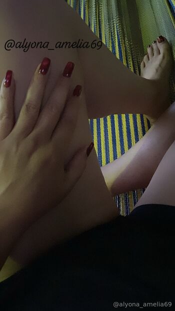 Alyon / alyona_amelia69 nude photo #7