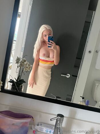 Alyssa / alyssa9 nude photo #12