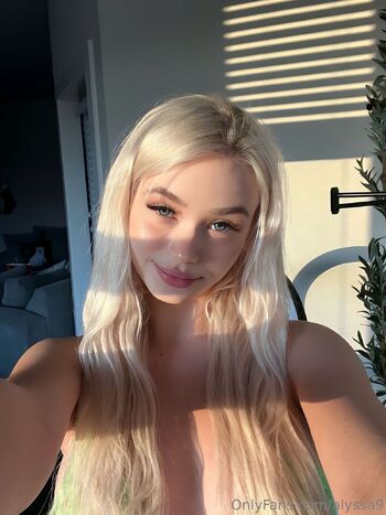Alyssa / alyssa9 nude photo #31