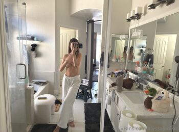 Alyssa Jade NAUGHTIEST GAMERGIRL ON OF / alyssajadexo nude photo #15