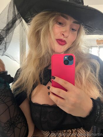 Alyssa / alyssamartin nude photo #24