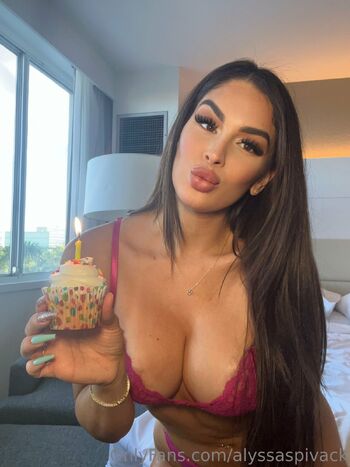 alyss / alyssaspivack nude photo #5