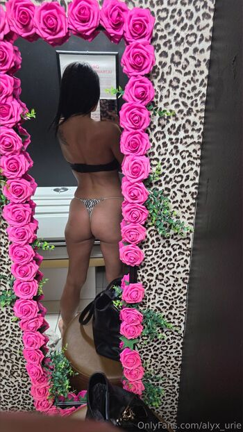 Alyx Urie VI / alyx_urie nude photo #11