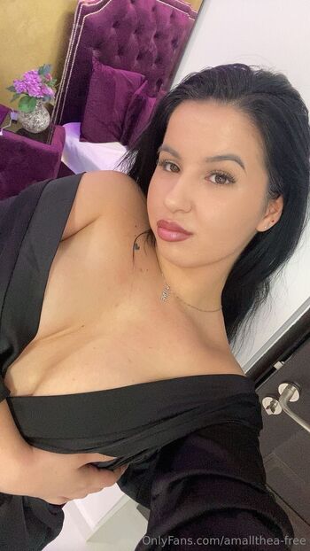 Amallthe / amallthea-free nude photo #19