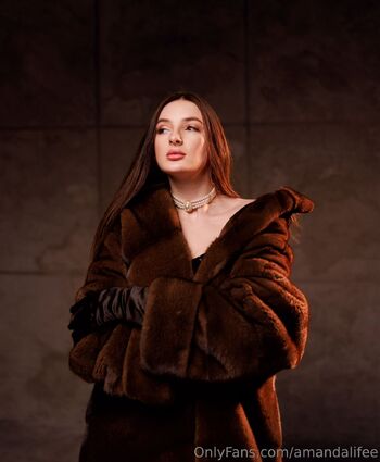 Amanda / amandalifee nude photo #26