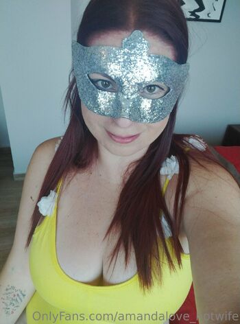 Amand / amandalove_hotwife nude photo #4