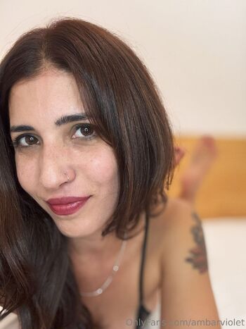 Goddess Ámbar / ambarviolet nude photo #3