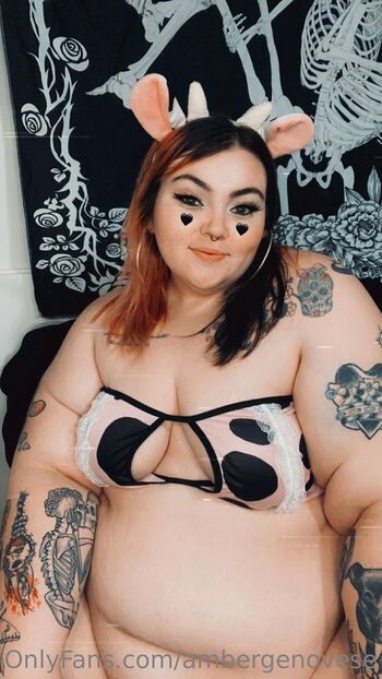 Amber Genoves / ambergenovese nude photo #1