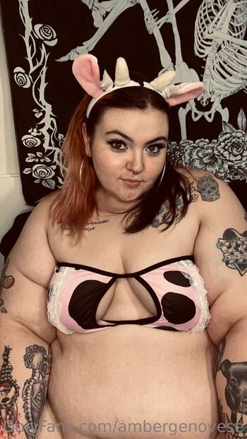 Amber Genoves / ambergenovese nude photo #3