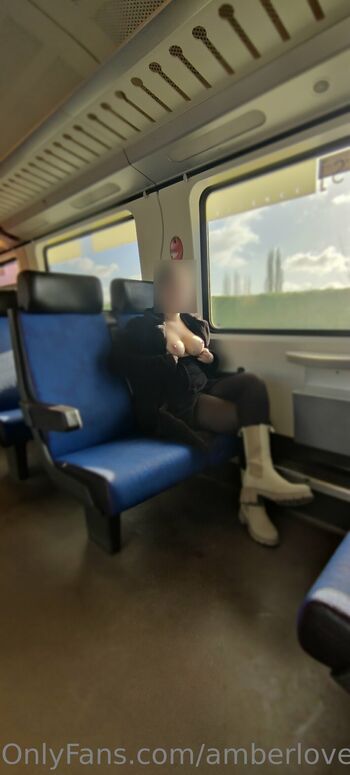 Ambe / amberloveae nude photo #11