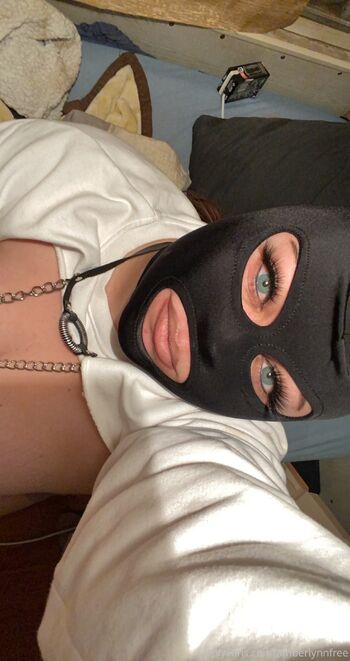 Amber Lyn / amberlynnfree nude photo #13