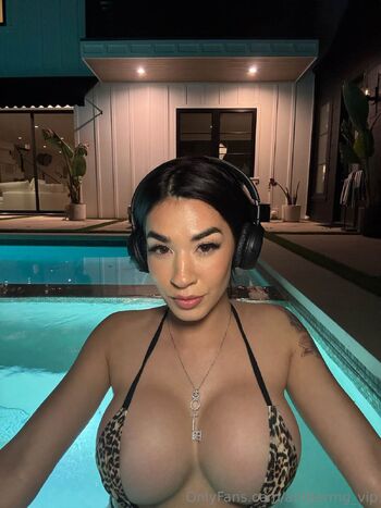 Lebanese Princess / ambermg_vip nude photo #54