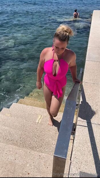 AmberRile / amberriley nude photo #15