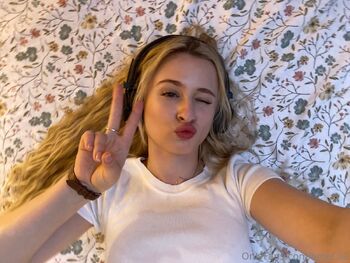 Mimelia / amel.lia nude photo #39