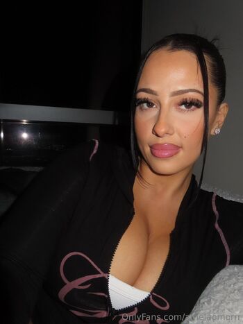 Amel / amelaomorrr nude photo #34