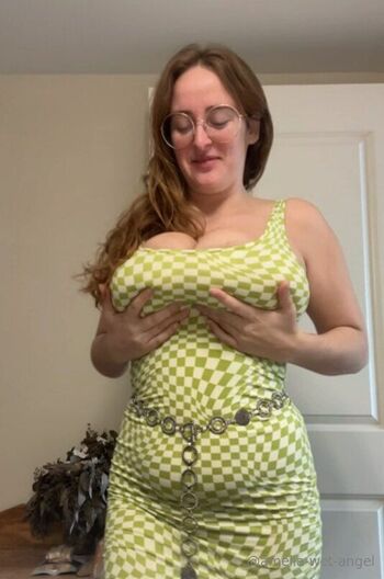 Amelia Wet-Ange / amelia-wet-angel nude photo #32