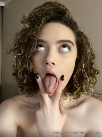 Amelia / amelia_ami nude photo #18
