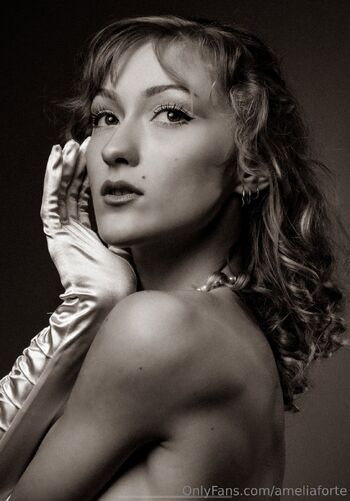 Amelia Fort / ameliaforte nude photo #23