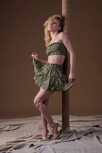 Amelia Fort / ameliaforte nude photo #25