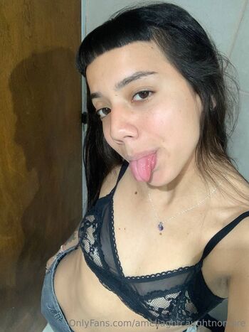 Ameli / ameliagotcaughtnomore nude photo #16