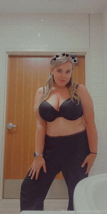 OnlyFans / americangirl17 nude photo #35