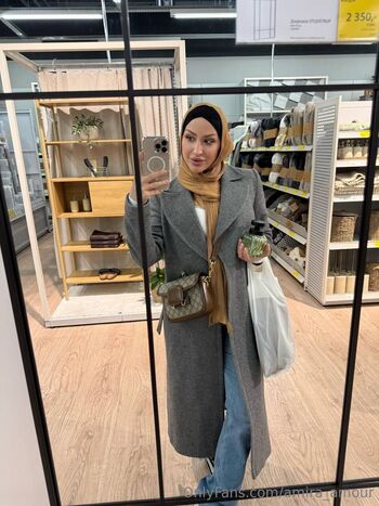 Amira / amira_amour nude photo #2