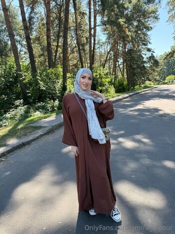 Amira / amira_amour nude photo #34