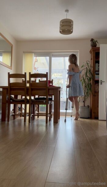 Amputee Bee / amputeebee nude photo #6