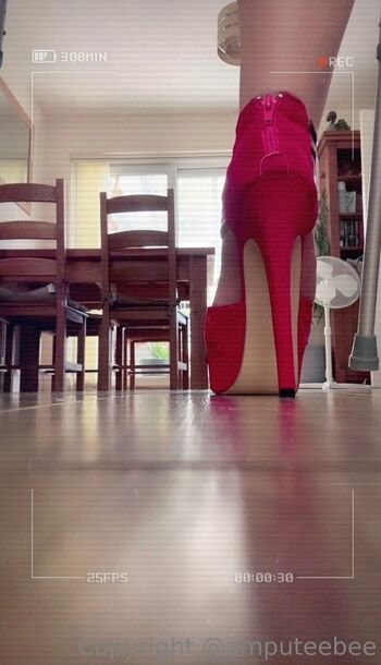 Amputee Bee / amputeebee nude photo #15