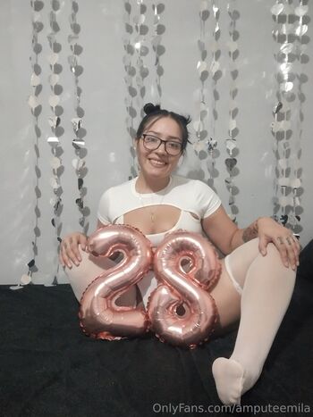 Mila Bo / amputeemila nude photo #23