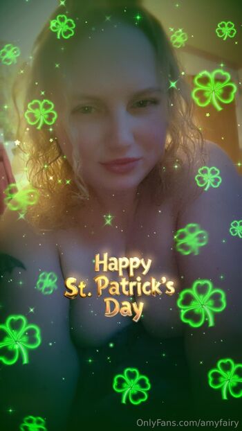 Am / amyfairy nude photo #7