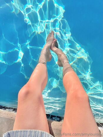 amy / amylouisev nude photo #13