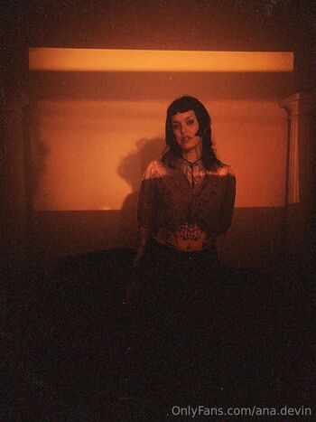 Ana Devin TV / ana.devin.tv nude photo #13