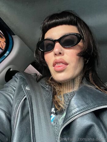 Ana Devin TV / ana.devin.tv nude photo #18