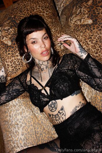 Ana Devin TV / ana.devin.tv nude photo #20